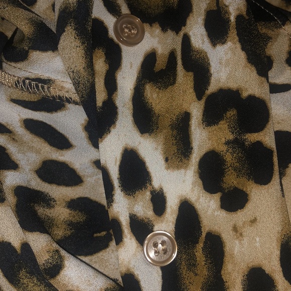 Abound Tan Leopard Camp Shirt - Picture 6 of 12